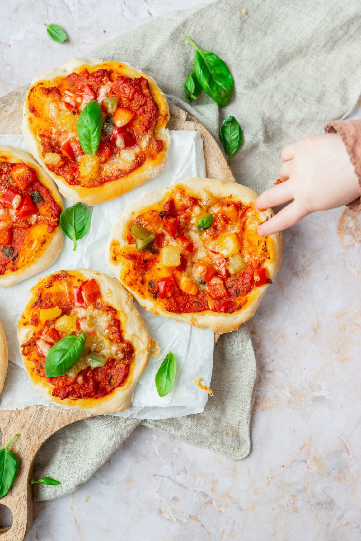 confettipizza met verstopte-groentesaus