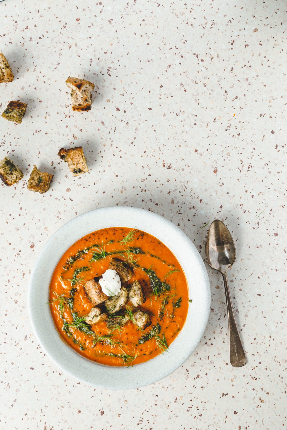 Romige tomaten-venkelsoep met ricotta4