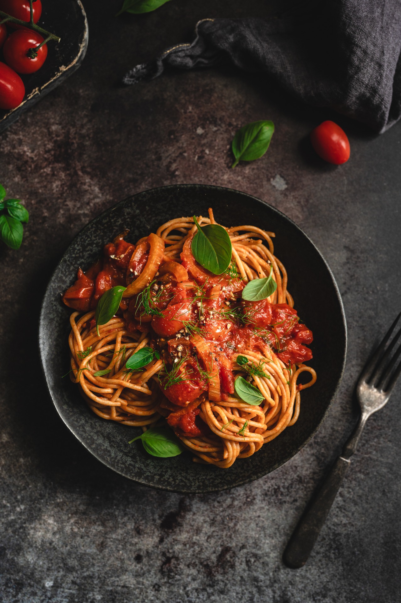 spaghetti met venkel-cherrytomatensaus