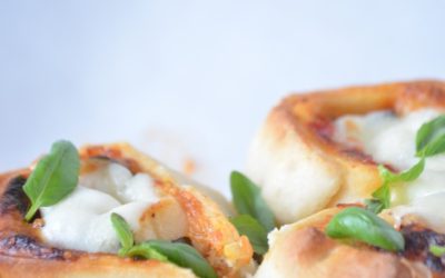 Pizzarolletjes met zelfgemaakt pizzadeeg