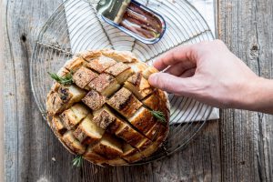 breekbrood met ansjovisolie