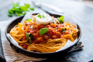 spaghetti venkel-cherrytomatensaus