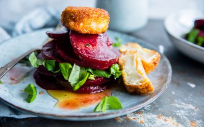 Bietensalade met gebakken geitenkaas