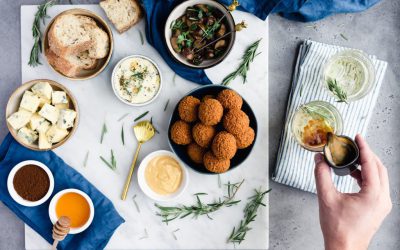 Luxe borrelplank met vega-bitterballen