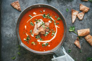Makkelijke soep van geroosterde paprika