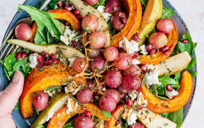 Salade met pompoen, druiven en vijgen-rozemarijndressing