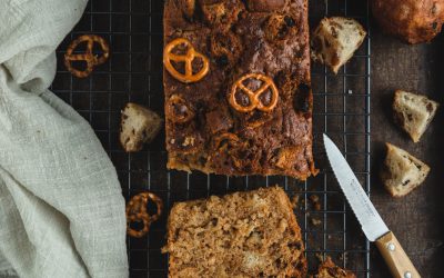 Cake met oliebollen en pretzels